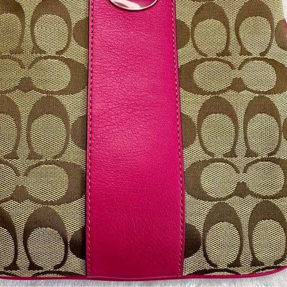 Authentic Coach Legacy Signature Swing Pack Crossbody Purse Side Bag Tan & Pink - Picture 5 of 9